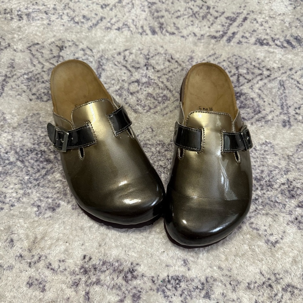 Betula by Birkenstock Gold Ombré Clogs